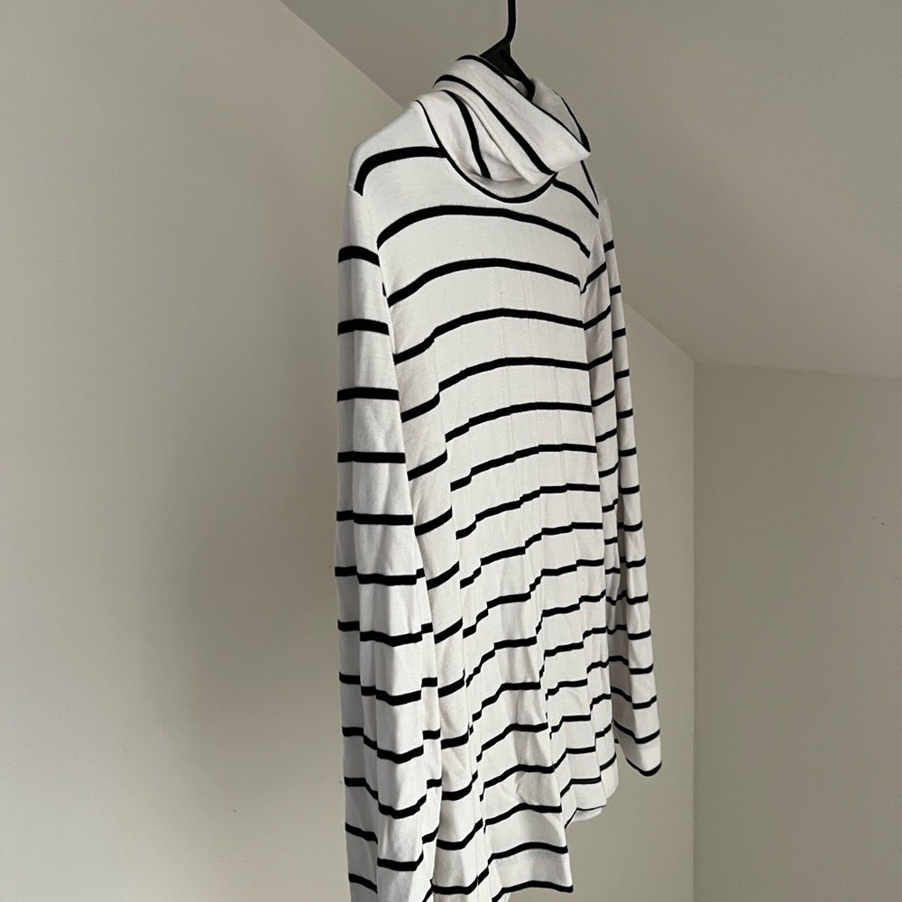 Turtle Neck Striped Long Sleeve